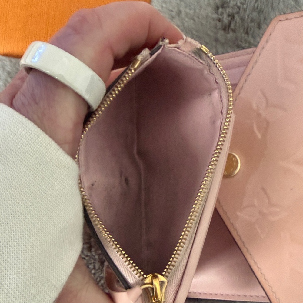 Louis Vuitton Pink Monogram Wallet - Picture 6 of 8